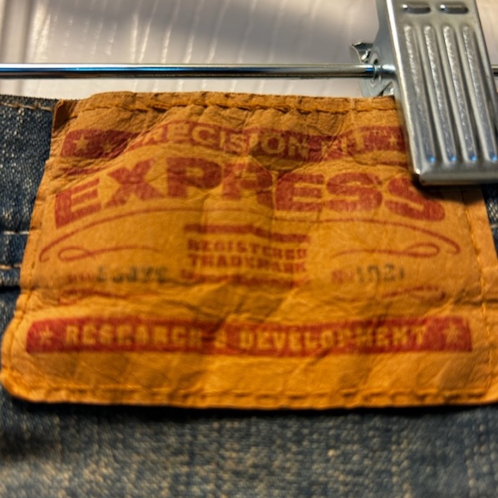 EXPRESS - Vintage Low-rise Flared "Cetine" Jeans Size 2 : NWOT - Picture 4 of 5